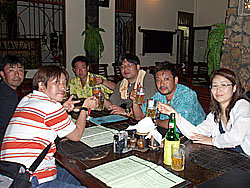 レストランで食事