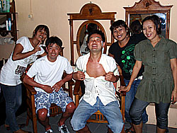 笑顔の皆さん!・・・くぅーっ!・・