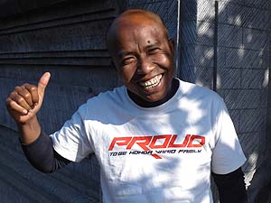 �K�C�h�̃X�K�^(�ʏ́F�p �O�l�Y)