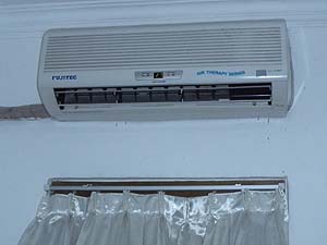 �����̗l�q