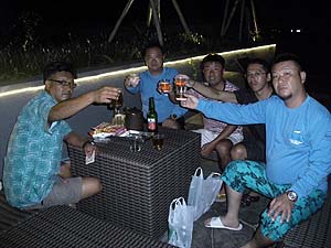 �����̒��H