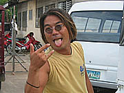 �V���W����