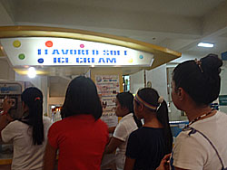 �\�t�g�N���[��������