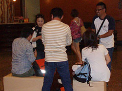 �s�b�N�A�b�v�҂�