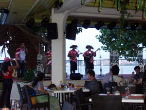  �f�B�i�[�V���[