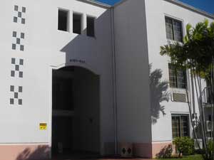 �z�e������