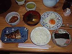 �{���̒��H