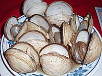 マングローブ貝のバター蒸し?