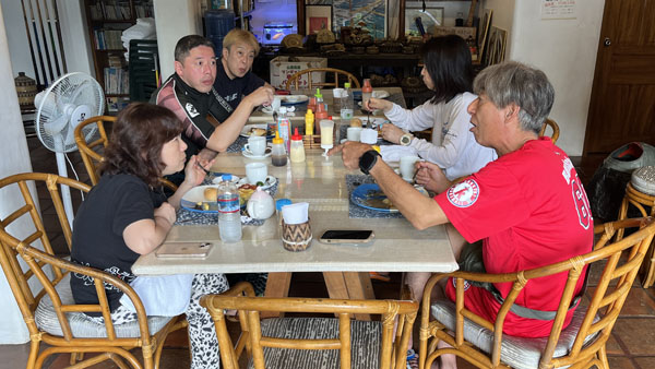 本日の朝食風景