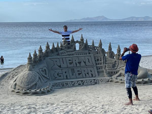 ホワイトビーチにて