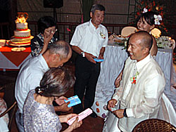 �L�O�i����