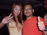 �I�J�}����ƋL�O�ʐ^