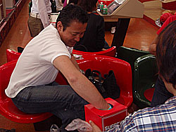 ��������