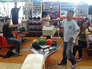 �{�E�����O���̗l�q