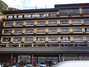 �ɓ��E���������� �����r���[�z�e��