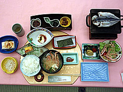 �H�ׂ���Ȃ��قǂ̒��H