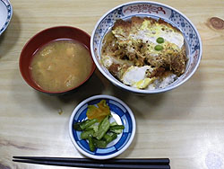 元祖煮込みソースカツ丼
