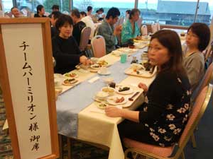 ���H���i