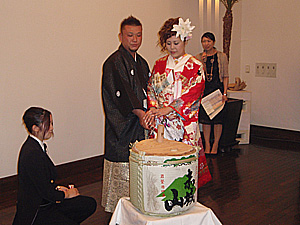 �傫�ȒM���̋�����