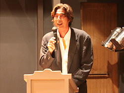 �i��𖱂߂�u���哇��