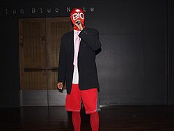 �傫�ȒM���̋�����