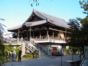 ����@�{��