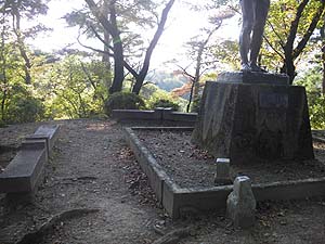 �ω��R �R��