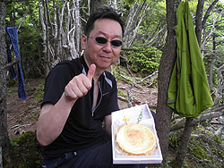 �T�v���C�Y�̃P�[�L�ł��j���`�I