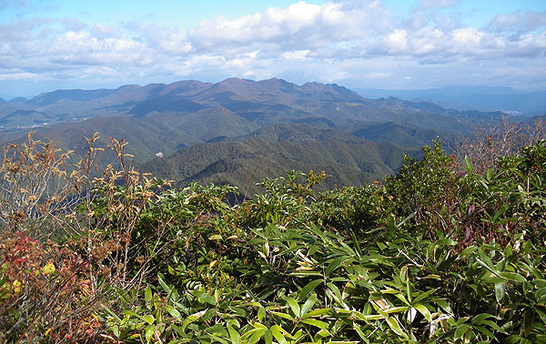 荒海山(東峰)からの眺め