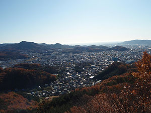 �g���r��t�߂���̒���