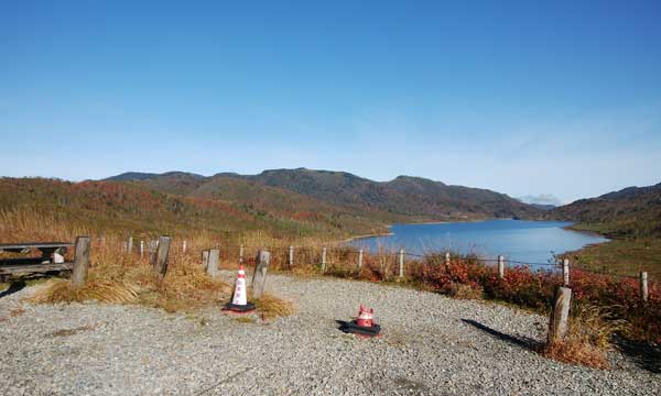 野反峠休憩舎からの眺め