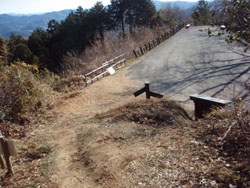 �A�X�t�@���g�̓�