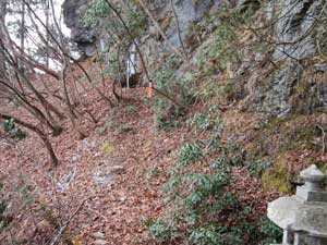 �O��x�_�Ђ���̓o�R���B