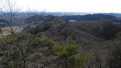 岩山山頂からの眺め 上って来た山々