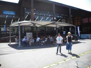  ���X�g�n�E�X