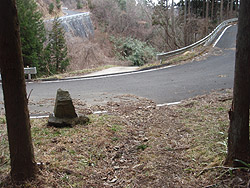 �Q���̐Δ�