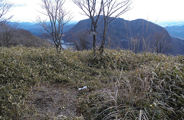 夫婦山山頂(1341.6m)