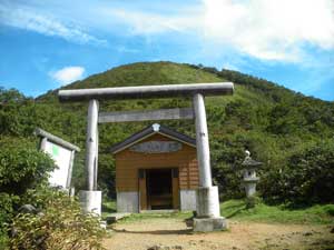 �O�����̐_��