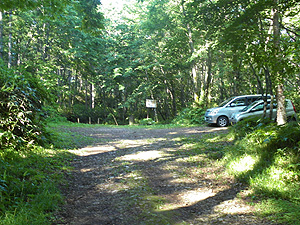 �L�߂̋󂫒n(���ԏ�)