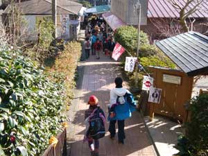 ���܎Q����i��