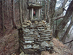 �������K