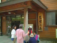 ���d����