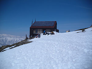 ���m����