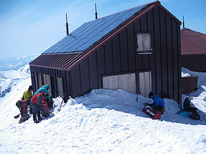 ���m����