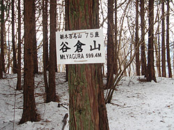 �J�q�R �R��